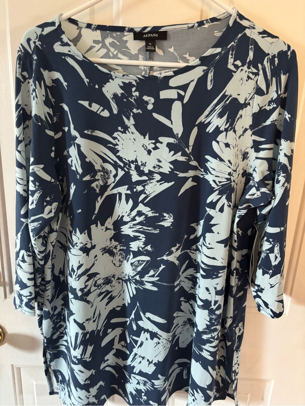 Alfani Navy and Light Blue Abstract Floral Long-Sleeve Tunic